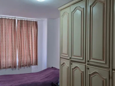 Apartament de 2 camere, mobilat/utilat, semidecomandat, 46mp, Iris. 