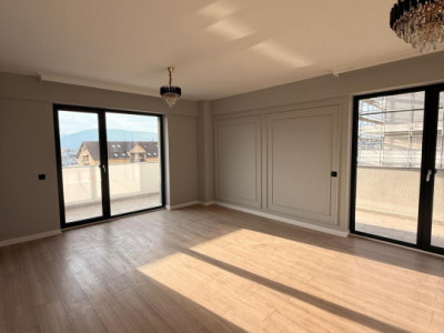 Oportunitate! Apartament de 2 camere finisat, 55 mp., zona Sud.