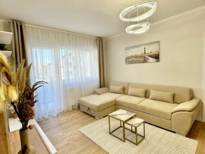 Apartament de 2 camere, 55 mp., zona Terra