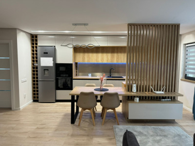 Apartament de 3 camere, 78 mp., zona Muzeul Apei