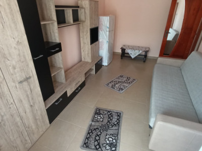 Garsoniera, mobilată/utilată, 25 mp., zona Calea Moldovei/Han.