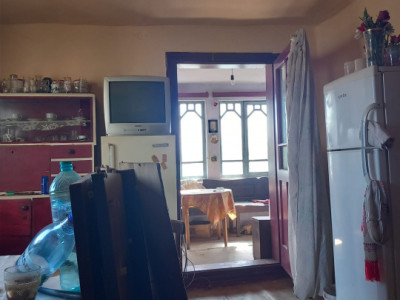 Casă individuala, 2 camere,  91 mp., teren 2404 mp., loc Ciurila.