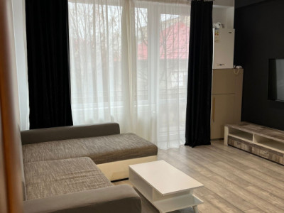 Apartament 2 camere , etaj 1, zona Centrala