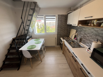 Apartament de 2 camere, zona Centrală 