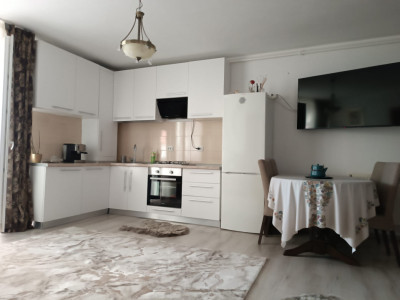 Apartament 2 camere , bloc nou 