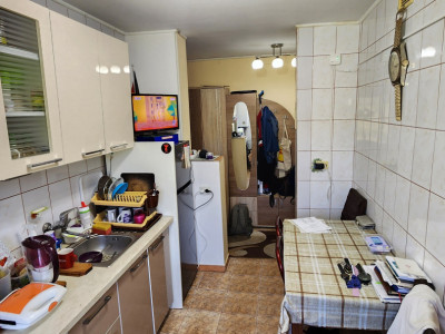 Apartament de 2 camere, decomandat, 51 mp., zona Iris/ Bulevardul Muncii