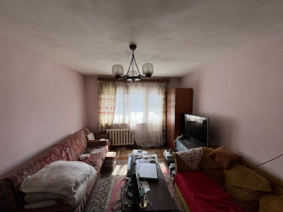 Apartament de 2 camere, zona Ispirescu , etaj 3 