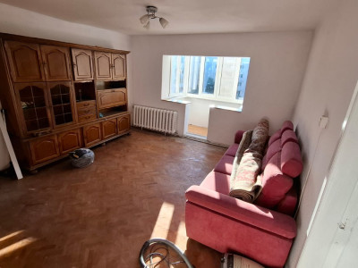 Apartament de 2 camere, 50mp., zona Decebal