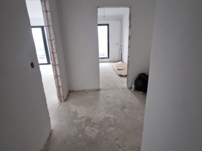 Penthouse de 3 camere, decomandat, 90 mp., zona Nord.