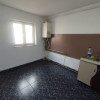 Apartament de 3 camere, 60 mp., zona Lama thumb 1