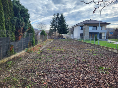 Teren intravilan 695 mp , zona Libertatii