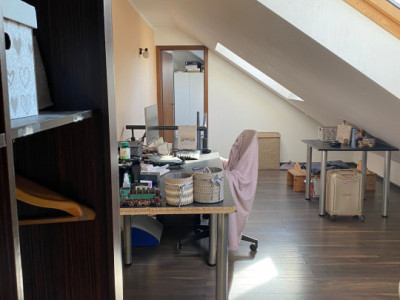 Apartament de 4 camere, decomandat, 120 mp., zona Zorilor