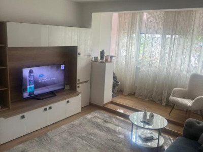 Apartament de 2 camere, 50 mp., zona Calea Moldovei, parter