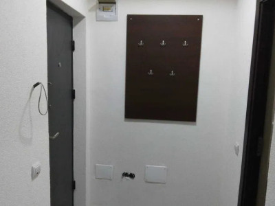 Apartament de 2 camere, 37 mp., zona Eroilor-Floresti