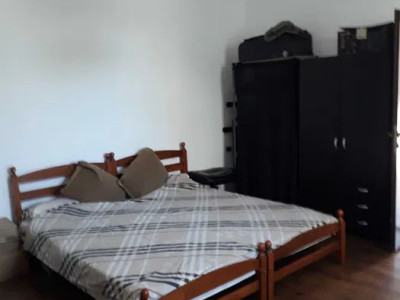 Apartament cu o cameră, decomandat, 25mp, Dâmbu Rotund. 