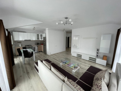 Apartament de 3 camere, decomandat, 76 mp., zona Eroilor