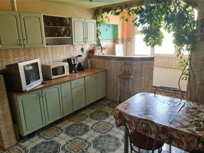 Apartament de 2 camere, 54 mp., zona Micro III