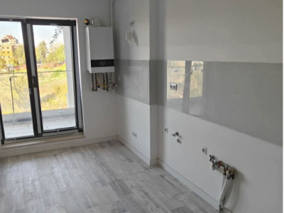 Apartament 2 camere, nemobilat, decomandat, 60 mp, zona Zorilor