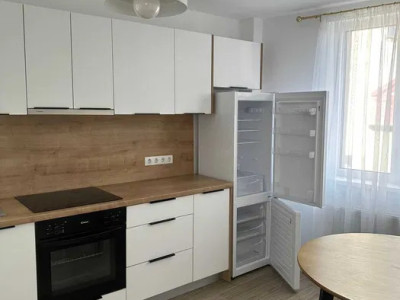 Apartament de 2 camere, mobilat/utilat, decomandat, 65mp, Centru/Mărăști. 